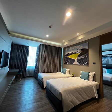 The Crystal Hotel Buriram - Formerly X2 Vibe Buriram Dış mekan fotoğraf