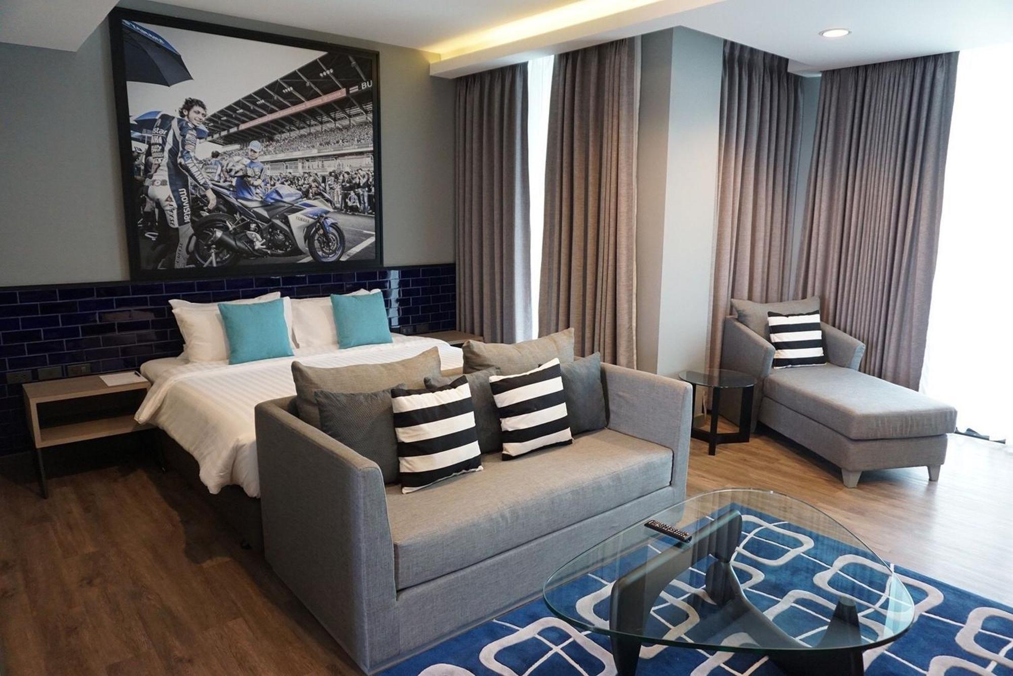 The Crystal Hotel Buriram - Formerly X2 Vibe Buriram Oda fotoğraf